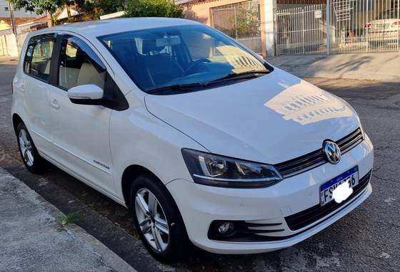 VOLKSWAGEN FOX 1.0 MPI COMFORTLINE 12V FLEX 4P MANUAL